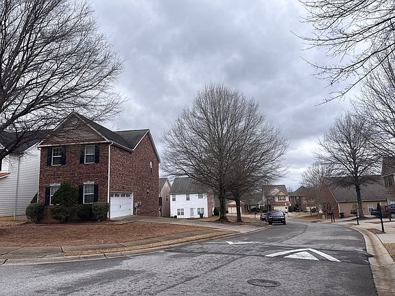 5th image of 116 Whimsical Ct