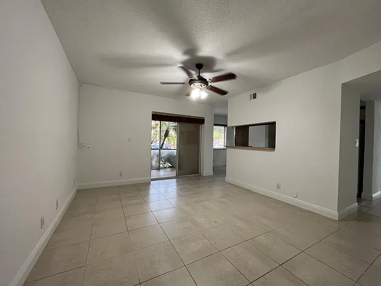 5740 Rock Island Rd #273 — Photo 4