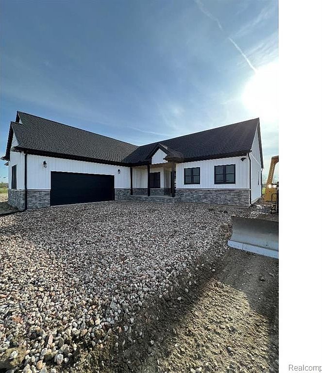 62345 John Henry Dr, Ray, MI 48096 MLS 20230053083 Zillow