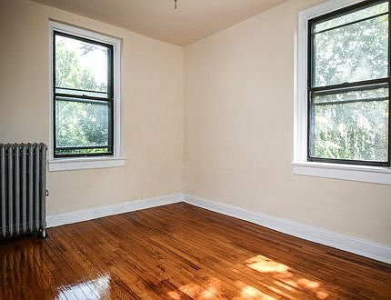 3rd image of 3977 46th St APT H32