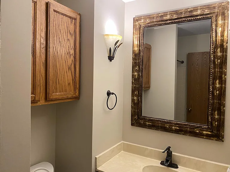 2720 Springdale Cir — Photo 16