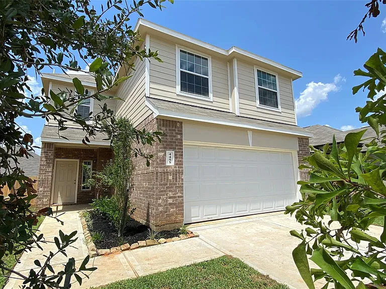 4455 Eveslage Ln — Photo 2