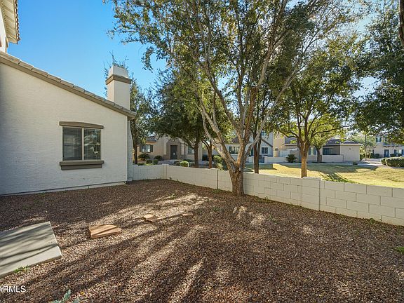 2nd image of 14165 W Country Gables Drive
