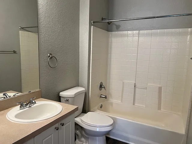 837 Grand Regency Point — Photo 18