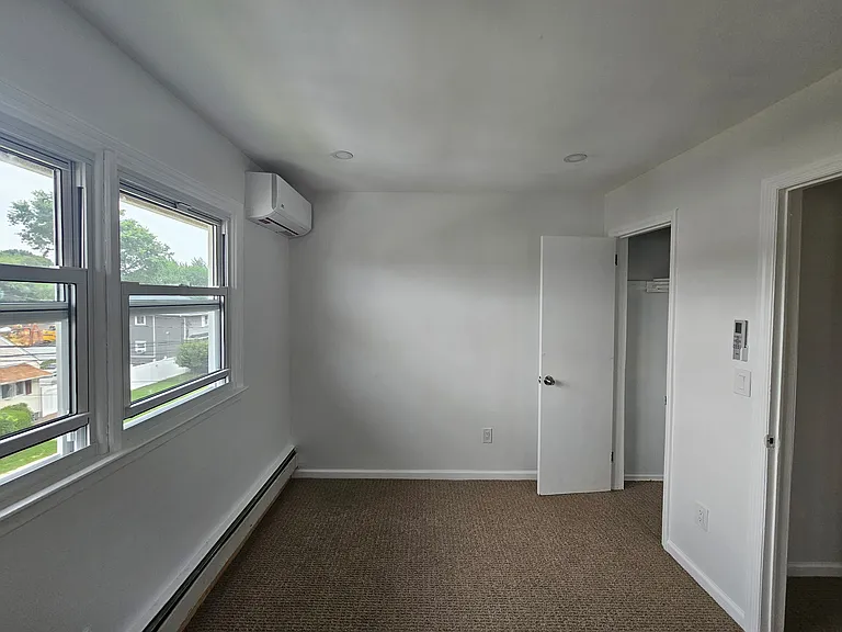 83 Louis Ave #2 — Photo 16