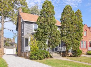 3579 Bainbridge Rd, Cleveland Heights, OH 44118