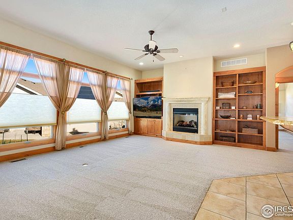 4th image of 895 Deer Meadow Dr