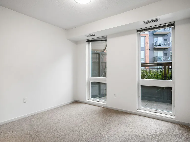 The Flats at West End — Photo 121