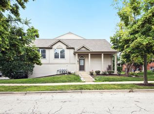 518 Conservatory Ln, Aurora, IL 60502