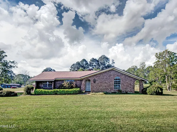 910 Highway 16 W, Carthage, MS 39051