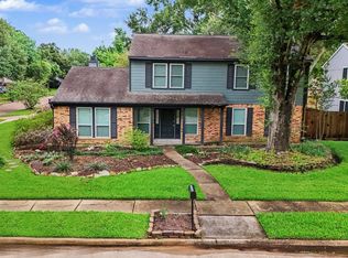 15703 Maple Manor Dr, Houston, TX 77095