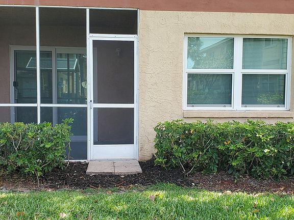 4th image of 1550 SE Royal Green Cir APT P103