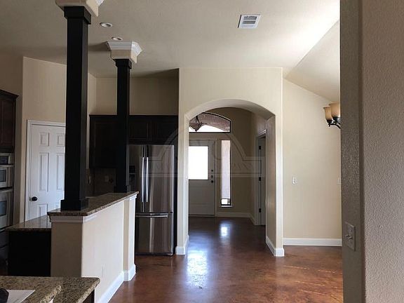 5th image of 5704 Turquoise Dr
