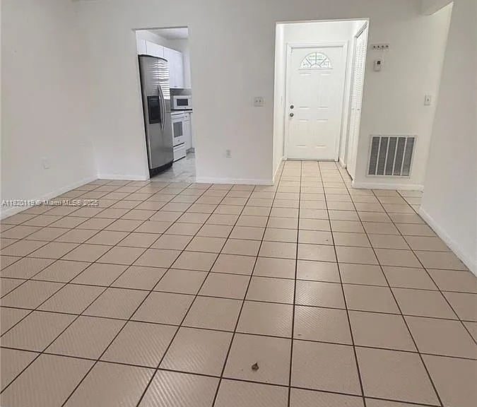 20450 NW 29th Pl — Photo 3