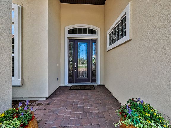 3rd image of 124 Montura Dr