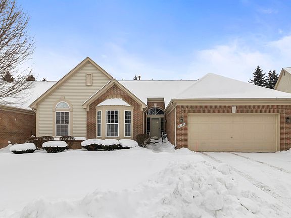 2nd image of 1230 Churchill Cir