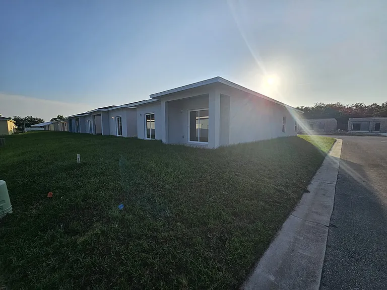 1431 Las Villas Blvd — Photo 4
