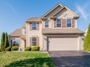 208 Emerald Ice Loop, Delaware, OH 43015