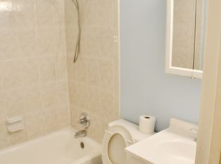 13706 Kerrydale Rd, Woodbridge, VA 22193