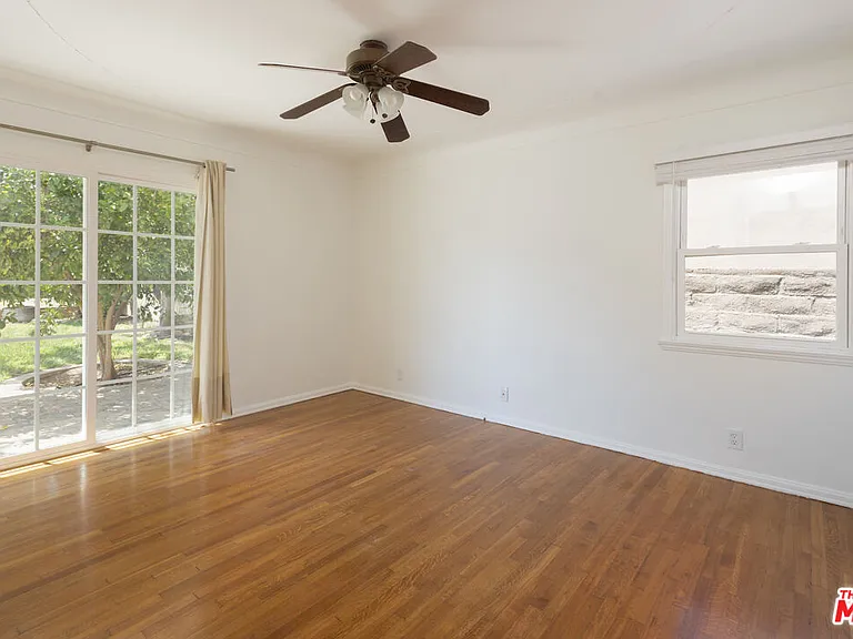8333 Airlane Ave — Photo 3