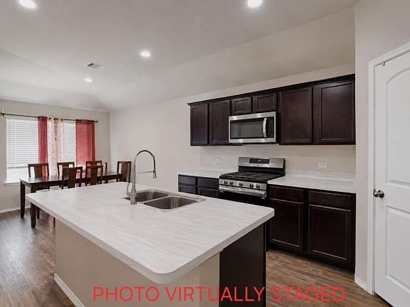 2nd image of 5615 Tindarey Bluff Trl