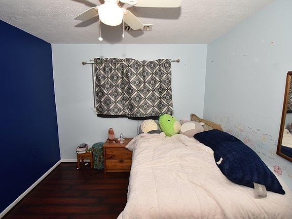 5th image of 4026 Vintage Valley Dr