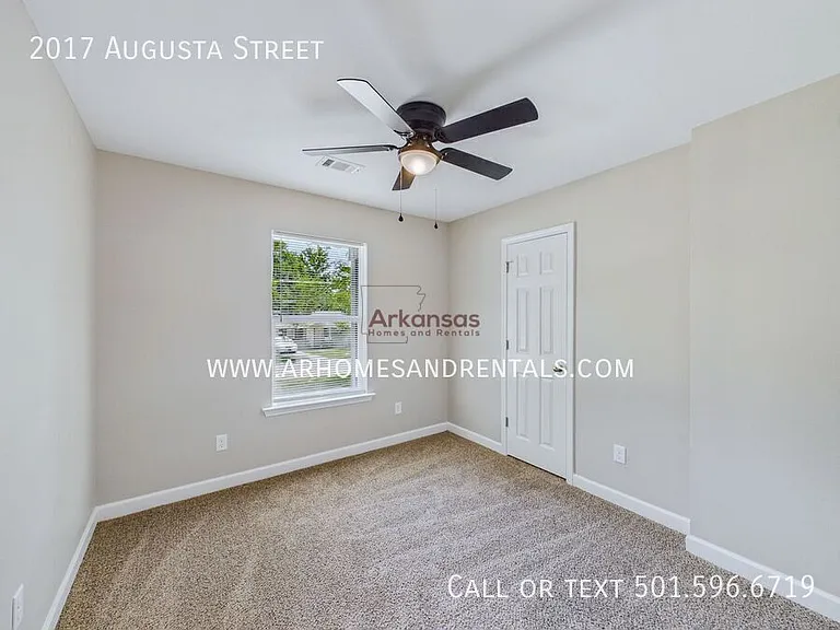 2017 Augusta St — Photo 11