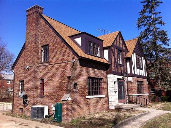 2nd image of 7617 Greenland Pl