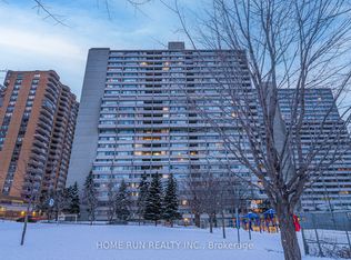 530 Laurier Ave W #1503, Ottawa, ON K1R 7T1