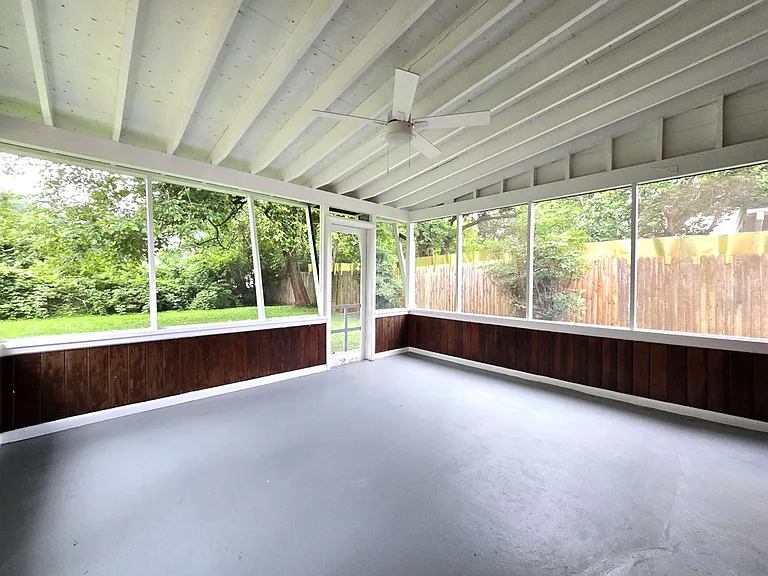 5115 Bangor Dr — Photo 8