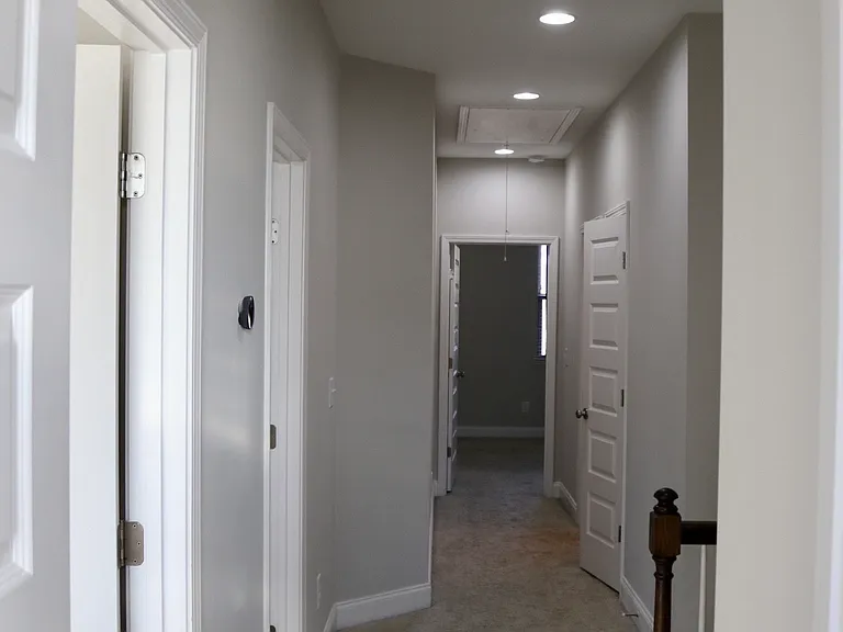 2595 Wellesley Square Dr — Photo 14