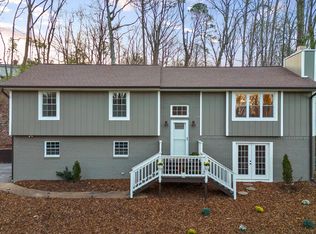 112 Stratford Way, Signal Mountain, TN 37377