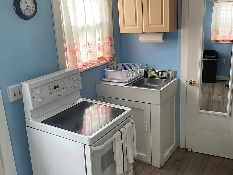 42 E Grand Ave #42D — Photo 4