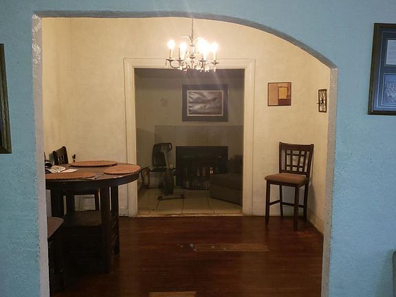5th image of 1325 E Jefferson St