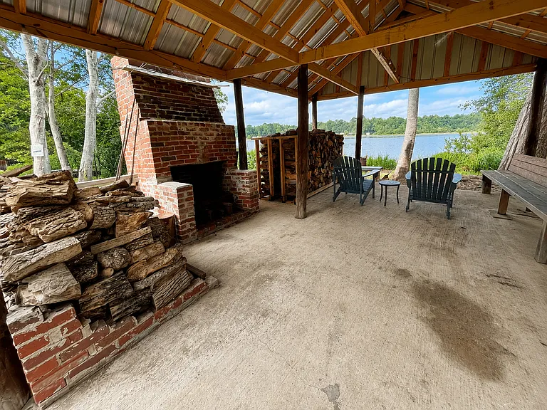 107 S Lake Dr — Photo 40