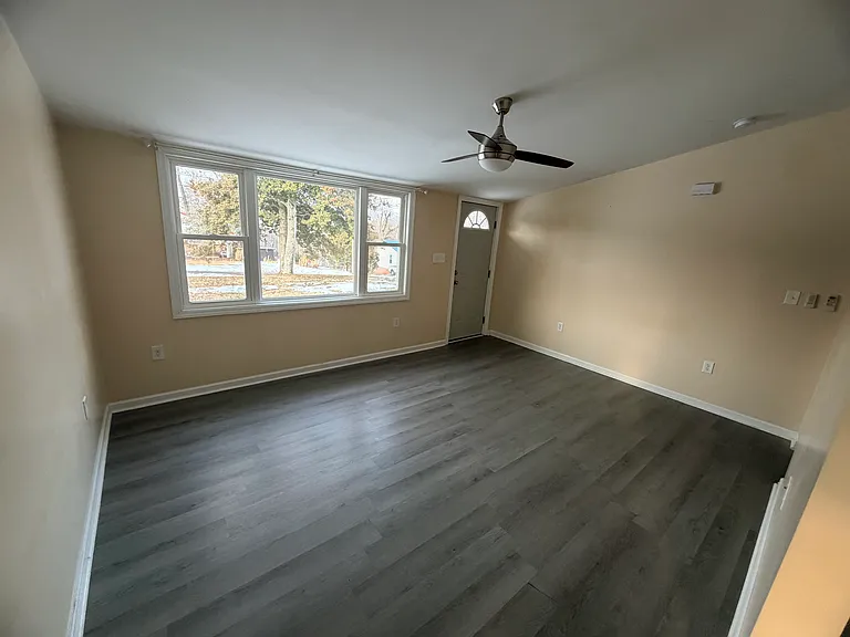 Swanson Dr SW — Photo 3