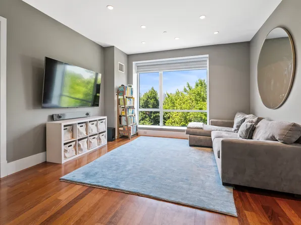 50 Bayard Street image 1 of 11