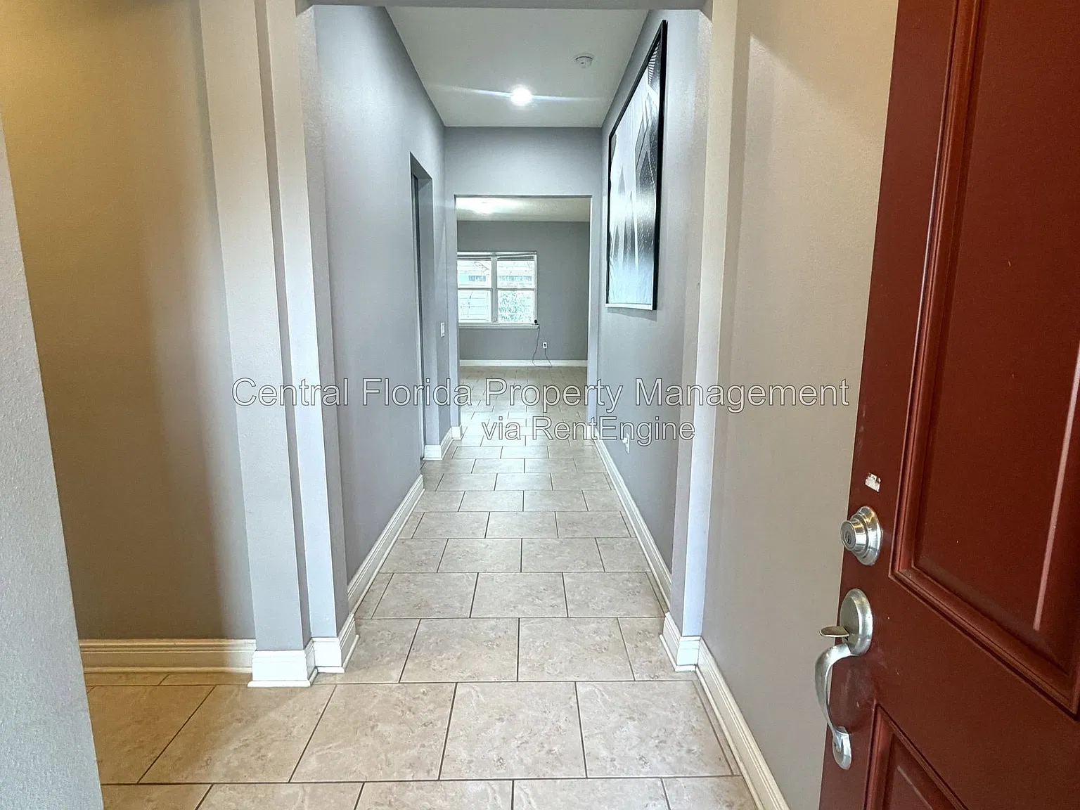 3 bed, 2.5 bath, 2319 sqft, $2,549 — Photo 2
