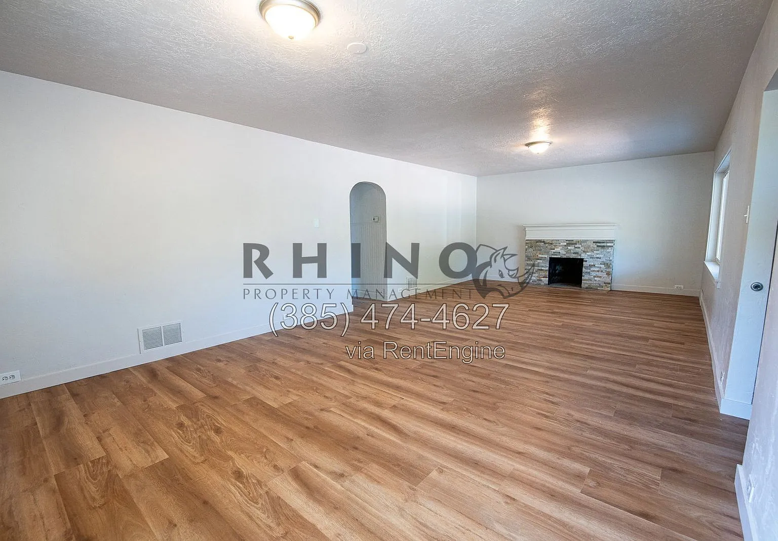 3 bed, 1.0 bath, 1210 sqft, $1,800 — Photo 3