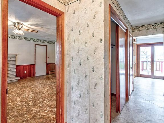 2nd image of 3635 Mary Lou Ln S