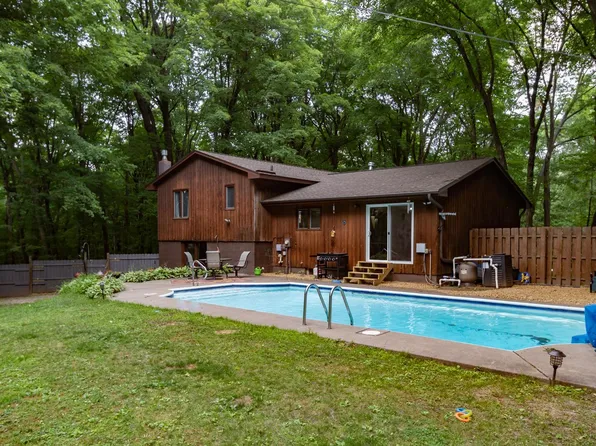 717 S Jefferson St, Saint Croix Falls, WI 54024