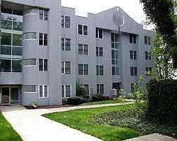 1st image of 5203 Le Parc Dr