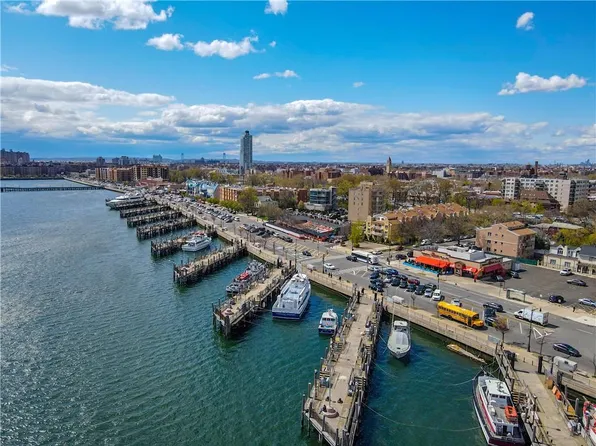 1625 Emmons Avenue image 22 of 32