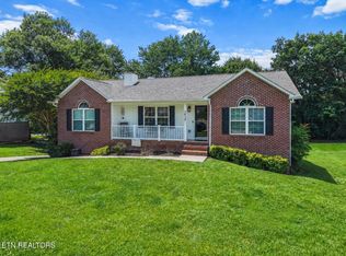 1619 Northfield Dr, Maryville, TN 37804