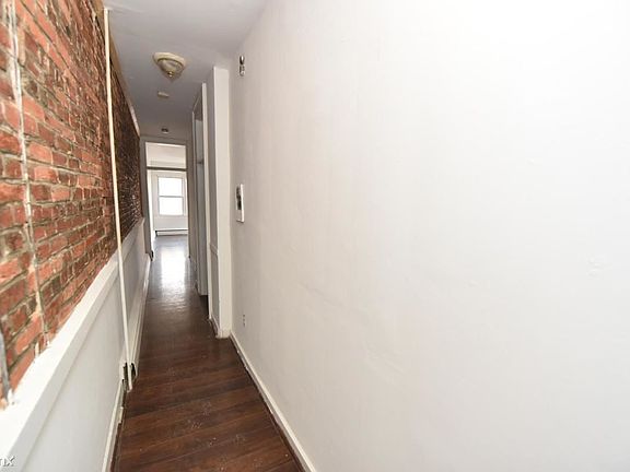 0004_136658179_large