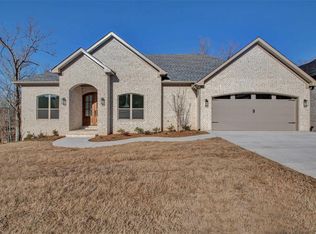 108 Eagle Ridge Dr, Maumelle, AR 72113