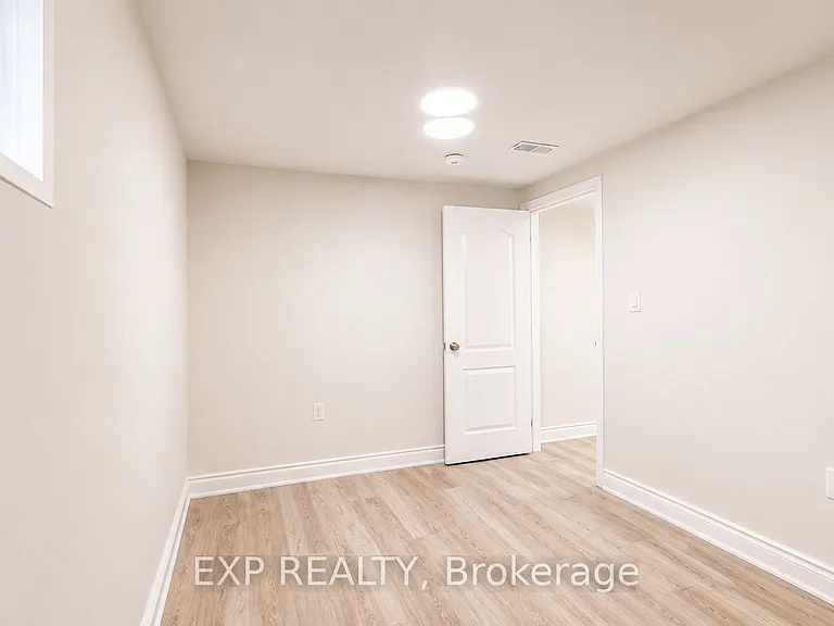 6 Lily Ln — Photo 15