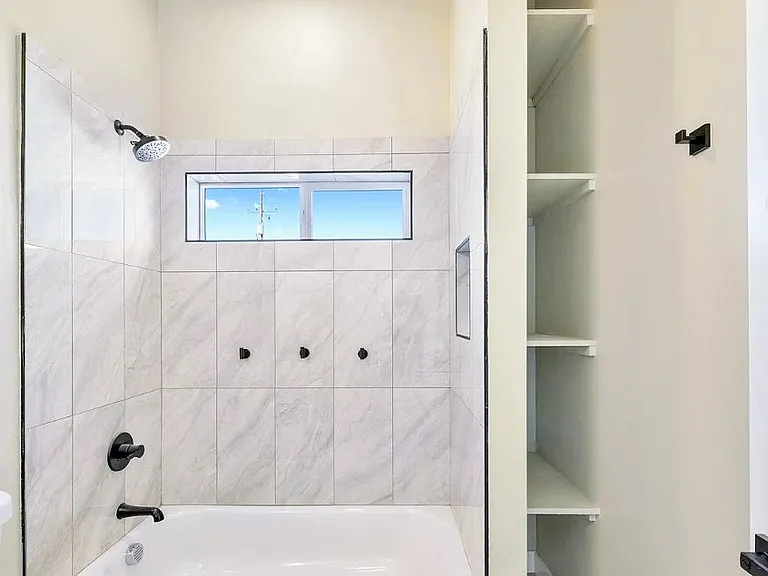 1325 W Speedway Blvd #2 — Photo 9