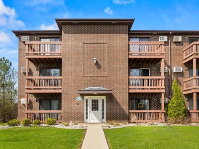 1000 Spruce St APT 2A, Glendale Heights, IL, 60139