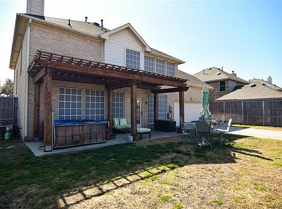5th image of 8205 Salzburg Dr